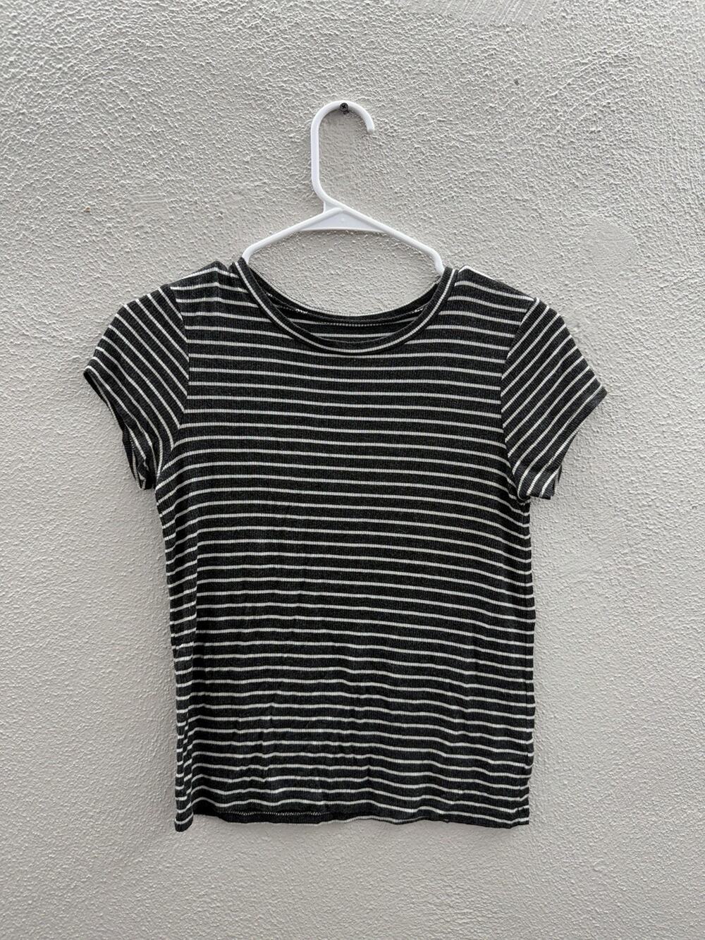 American Eagle Womens Shirt Small Striped Short Sleeve Ribbed Soft and Sexy